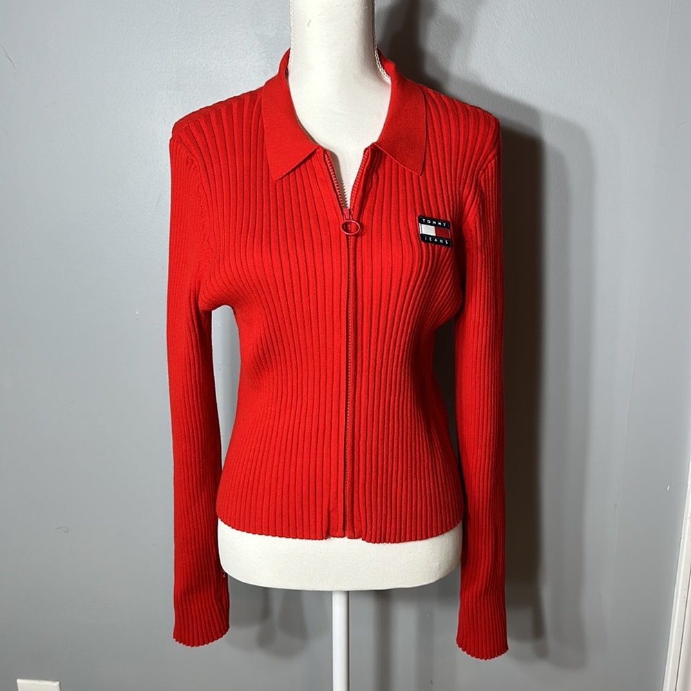 Tommy Jeans badge full zip sweater. Size XL, like new. Worn twice.